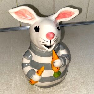 Blue Sky 2018 Easter BUNNY Rabbit Creamer‎ Easter carrots
